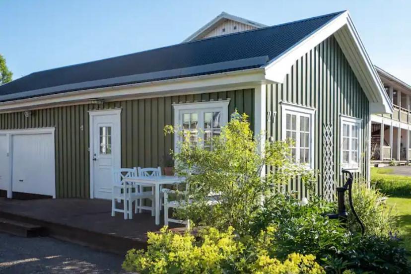 Lilla Groena Huset Pa Garden Harnosand Bagian luar foto