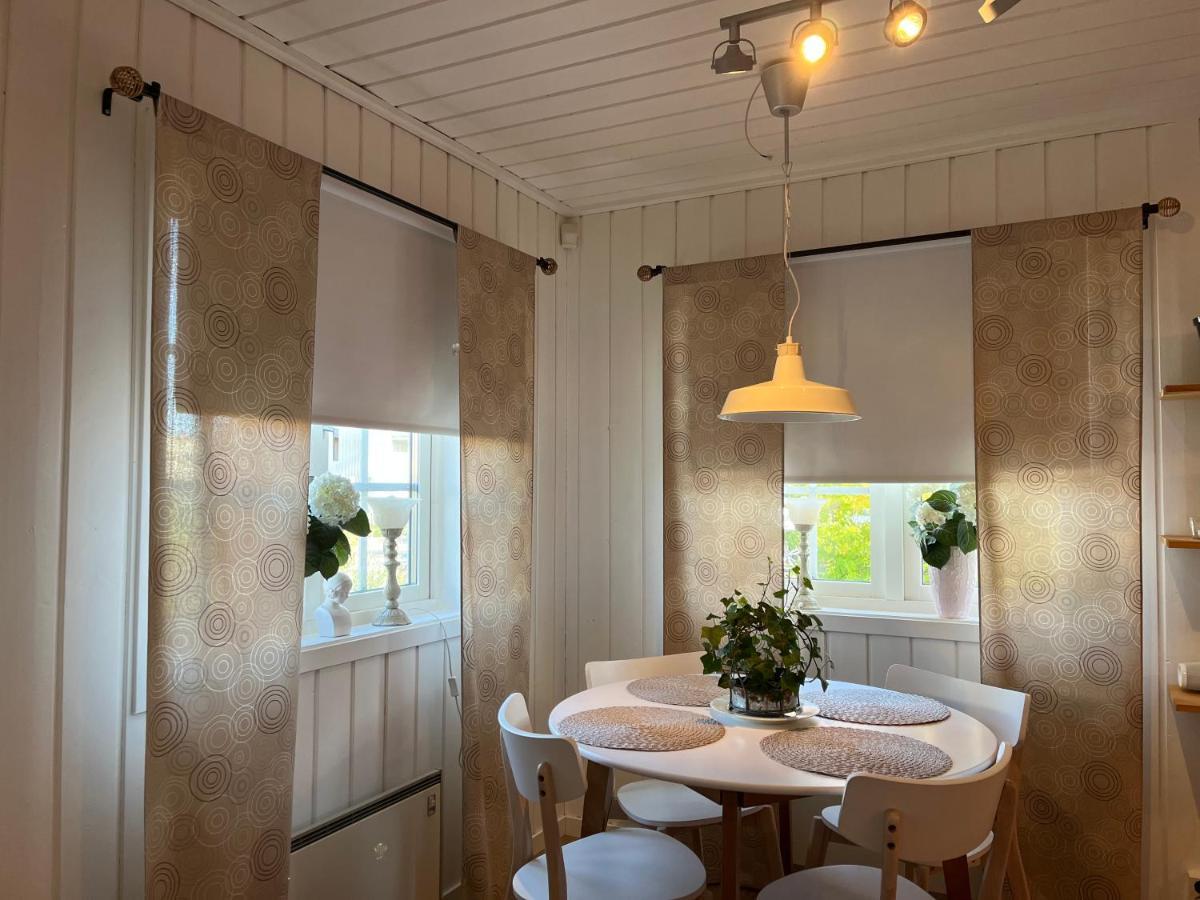 Lilla Groena Huset Pa Garden Harnosand Bagian luar foto